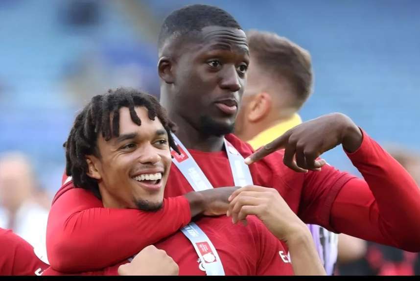 25岁铁卫威胁利物浦！20万周薪不给就投奔皇马？姆巴佩成关键诱饵！